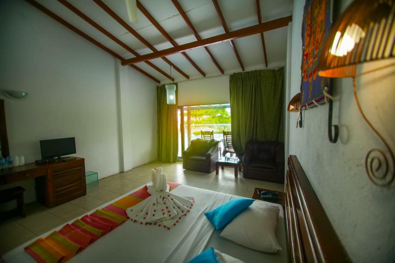 Lavendish Beach Resort อูนาวาตูนา ภายนอก รูปภาพ