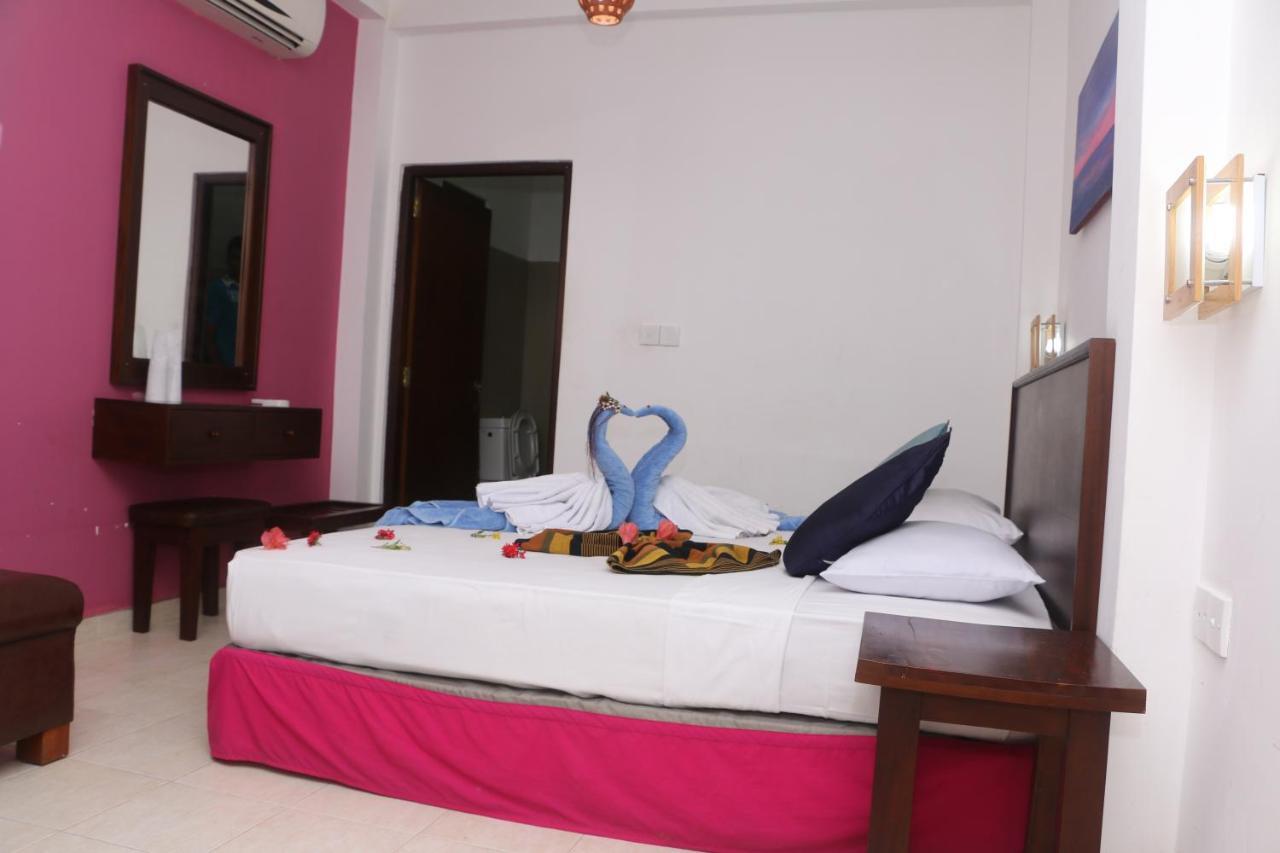 Lavendish Beach Resort อูนาวาตูนา ภายนอก รูปภาพ