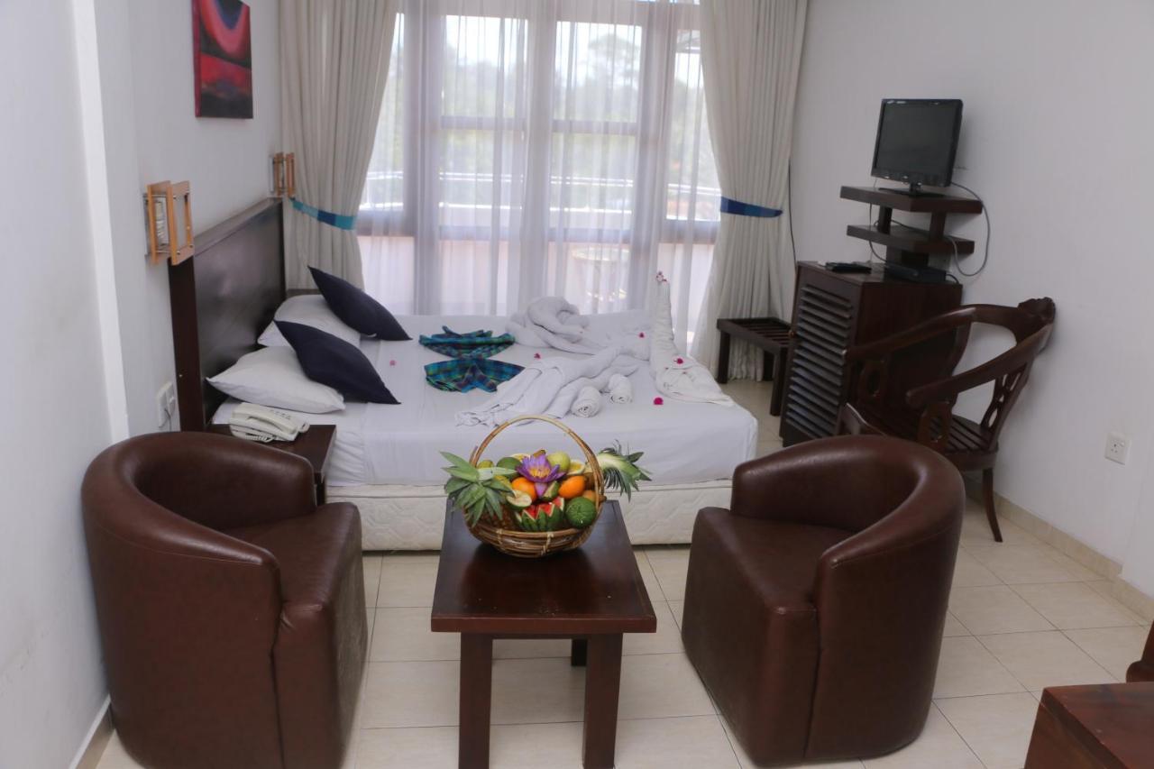Lavendish Beach Resort อูนาวาตูนา ภายนอก รูปภาพ